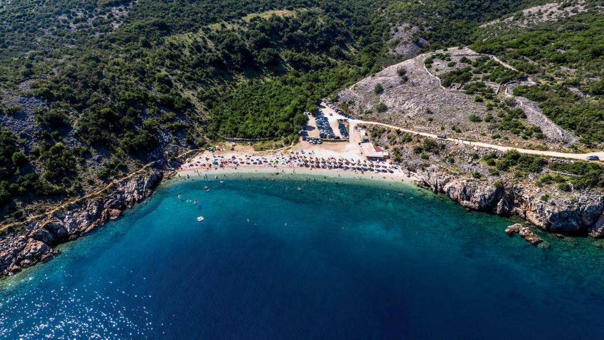 Apartment Arte Vrbnik Zewnętrze zdjęcie